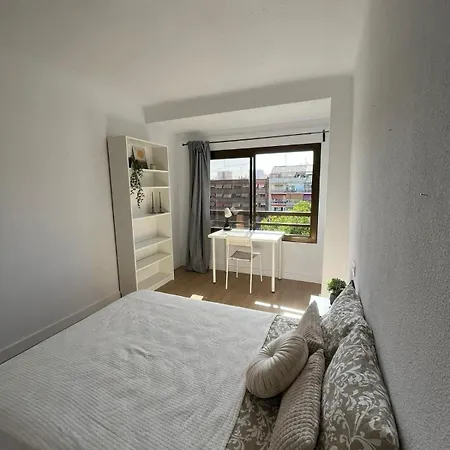 Pensión Coliving Sunset *